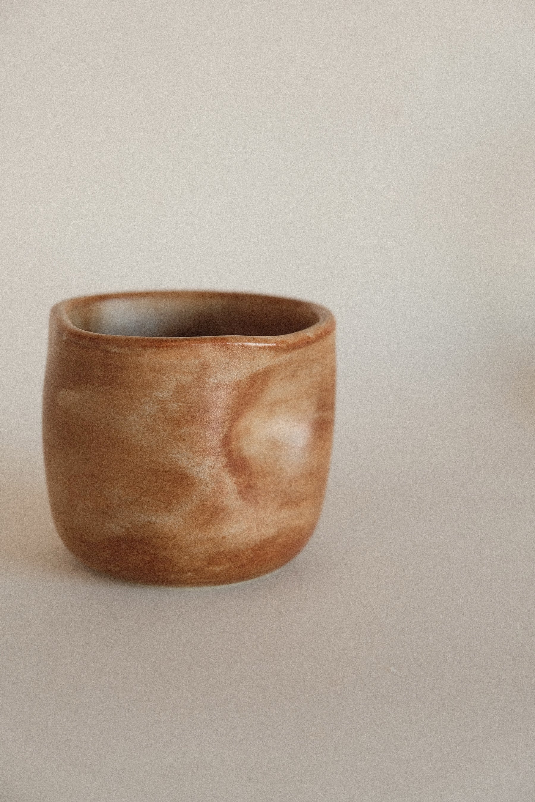 Thumb Cup in Sandy