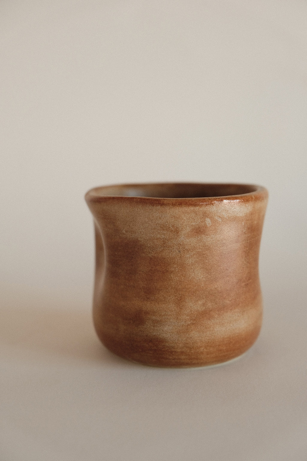 Thumb Cup in Sandy