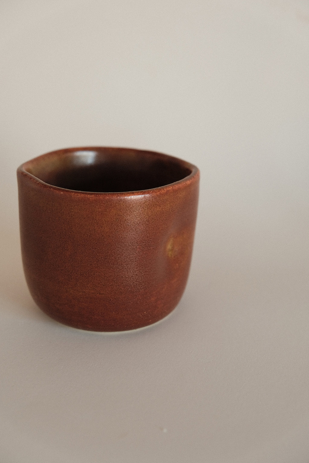 Thumb Cup in Terracotta
