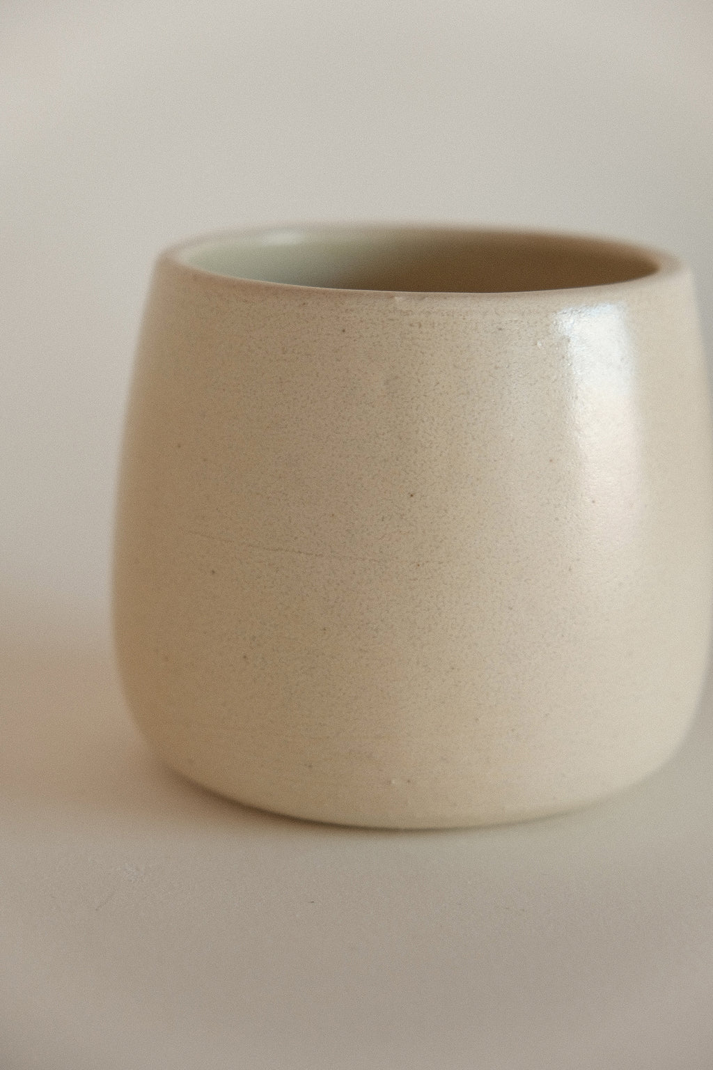 Round Cup in Cream