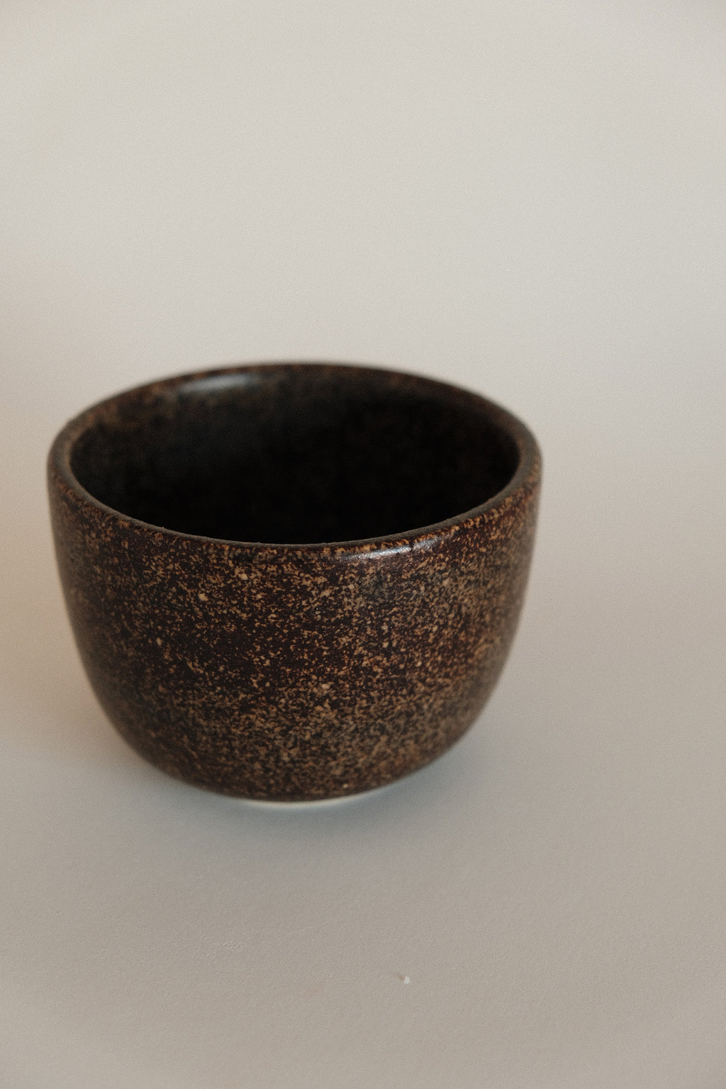 Wide Cup in Roast