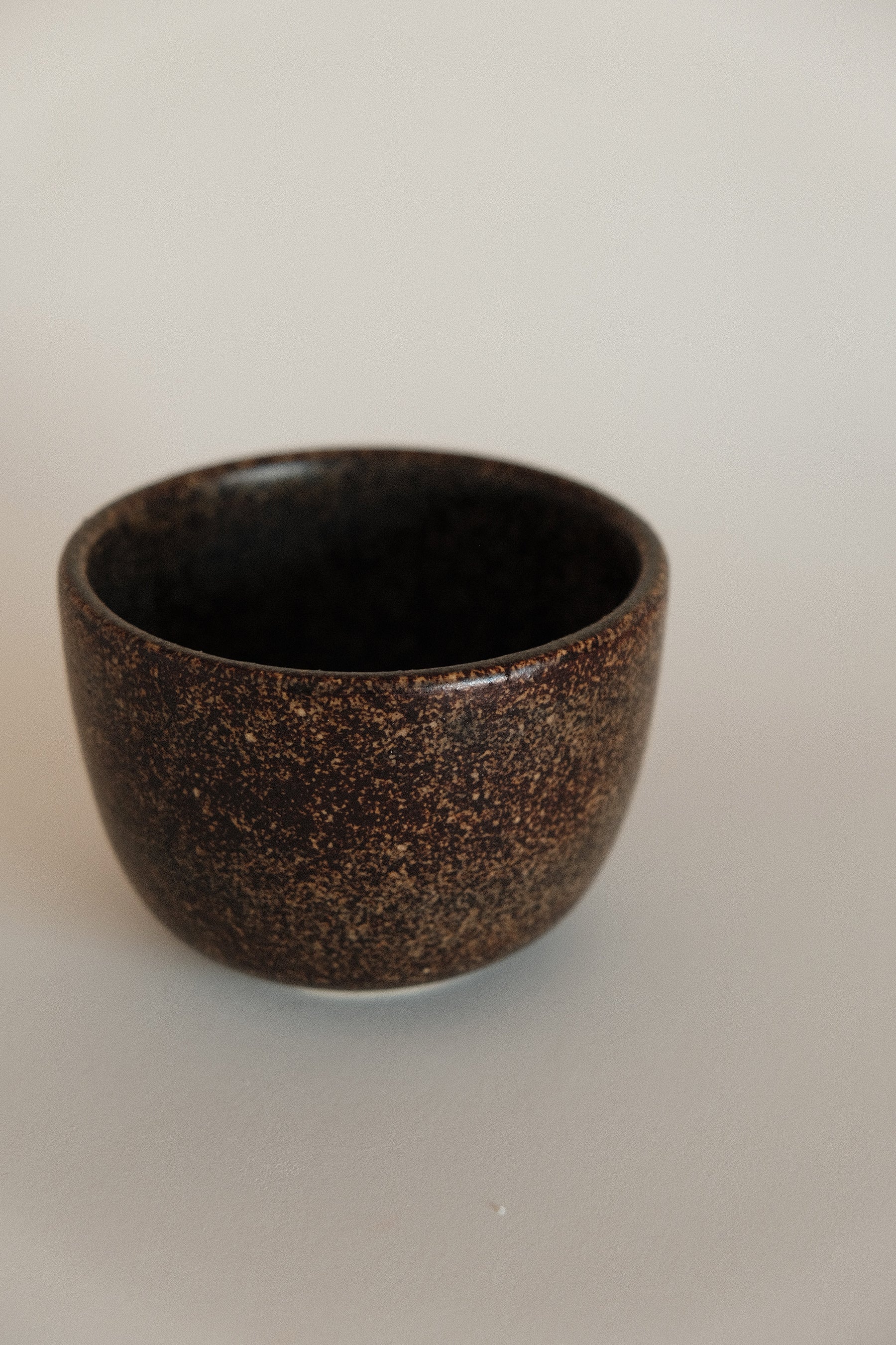 Wide Cup in Roast