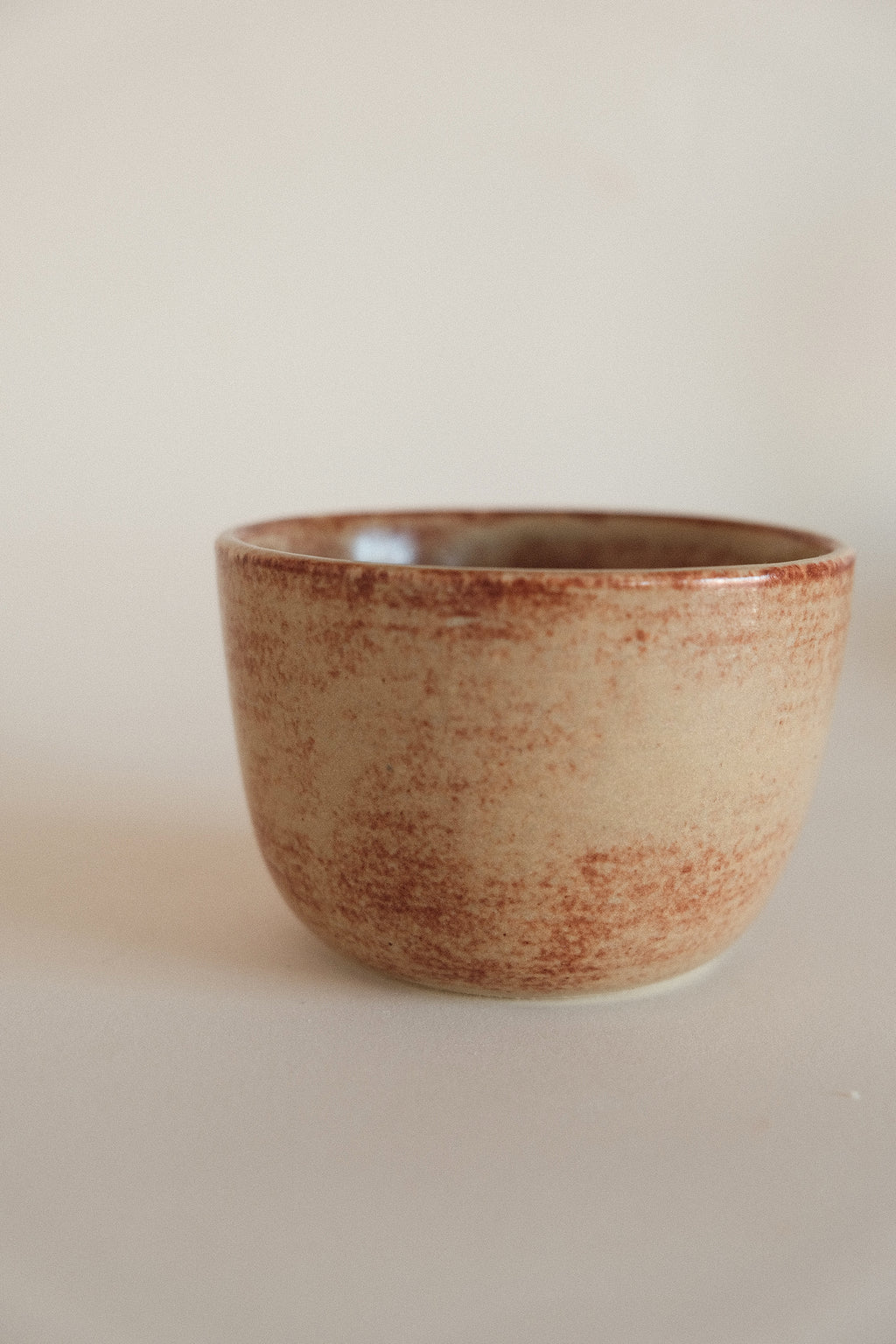 Wide Cup in Clay Blush