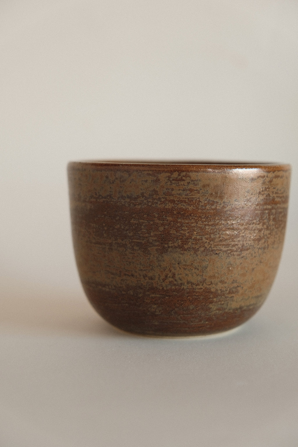 Wide Cup in Smoked Walnut