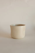 Thumb Cup in Cream