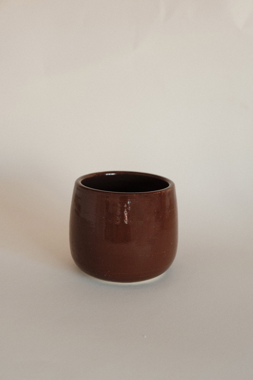 Round Cup in Chocolate