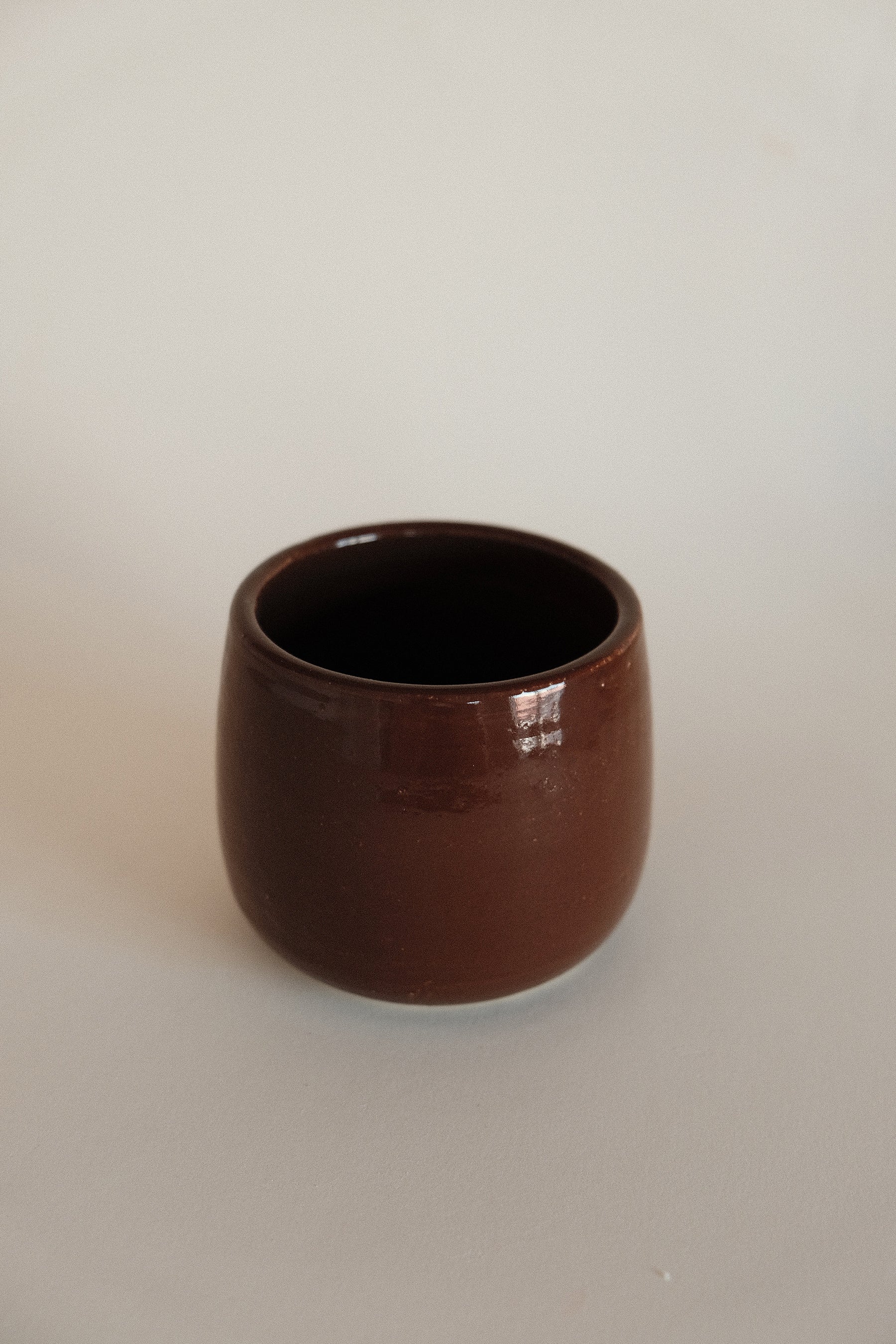 Round Cup in Chocolate