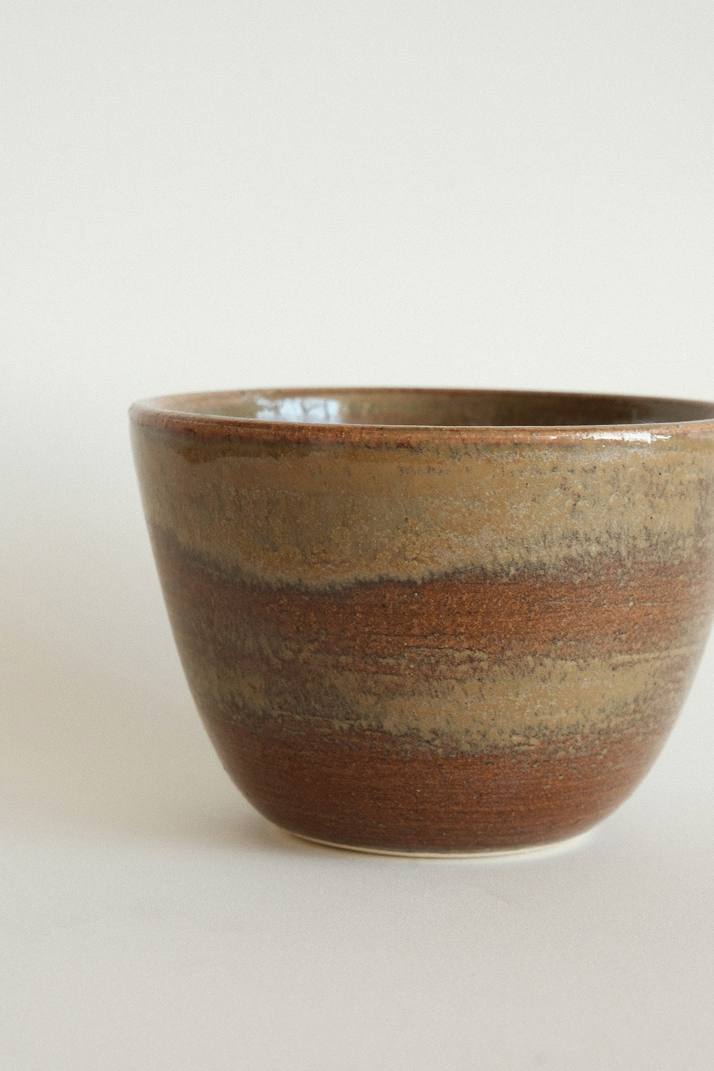 Wide Cup in Smoked Walnut
