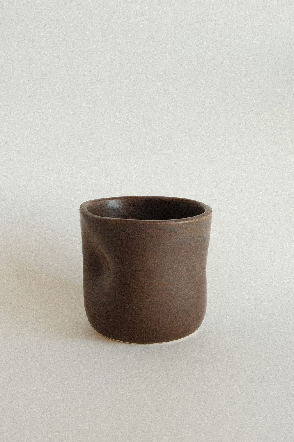 Thumb Cup in Brown