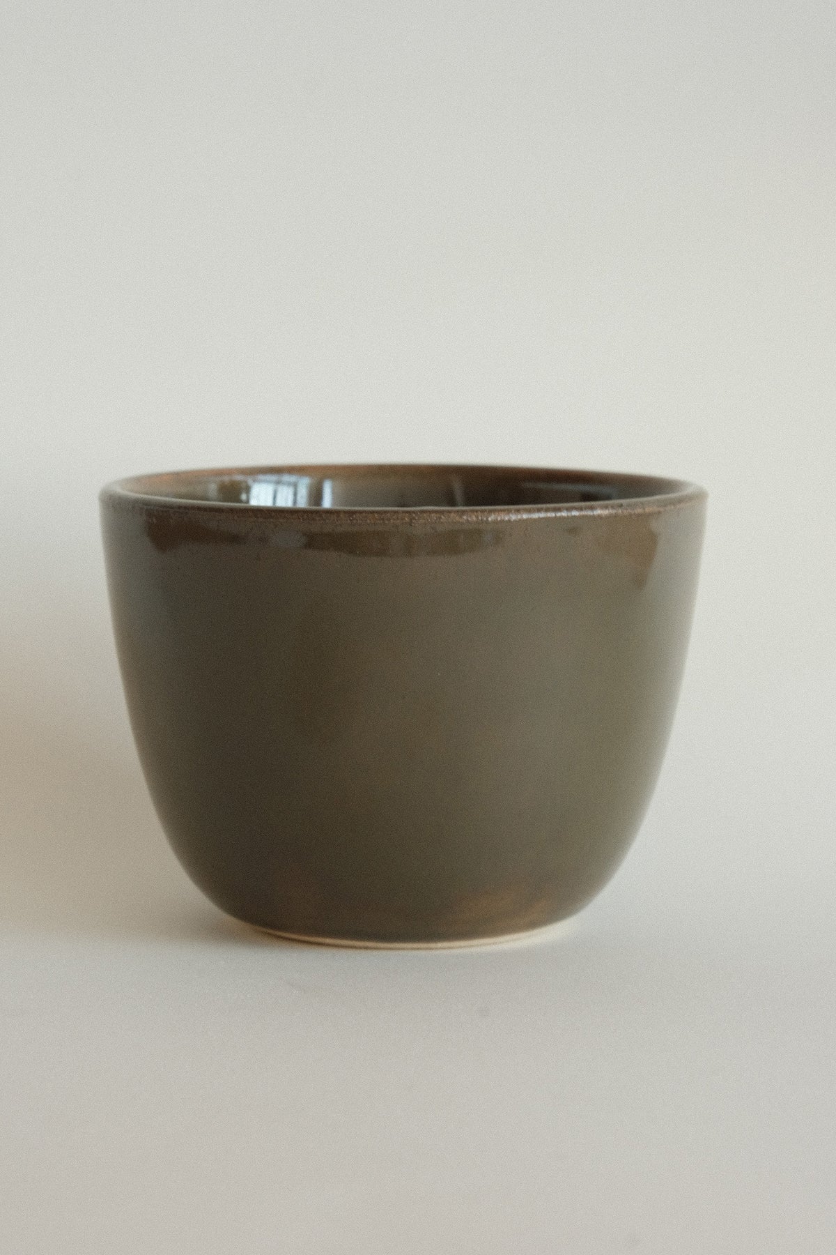 Wide Cup in Dark Olive
