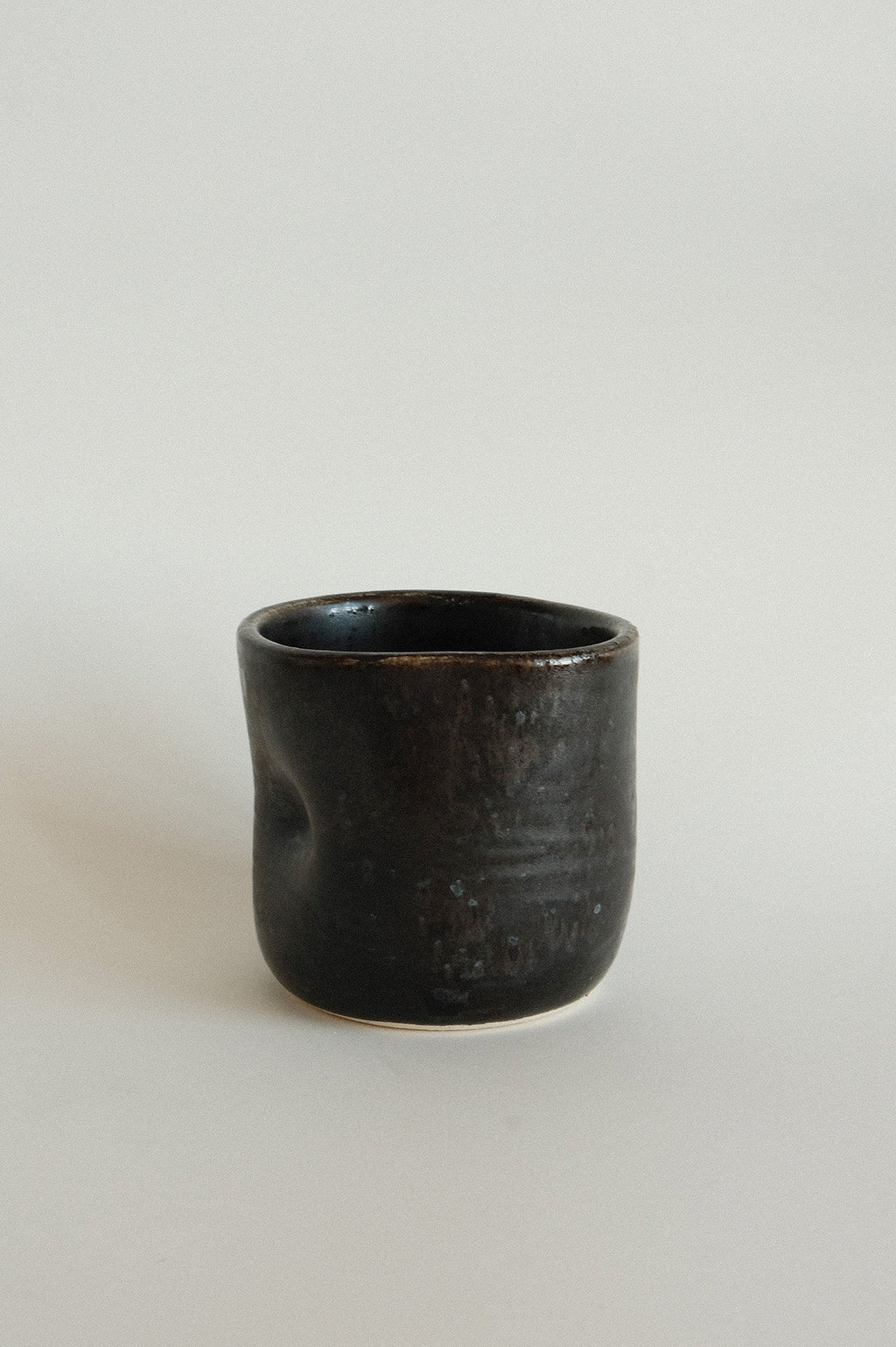 Thumb Cup in Dark Roast