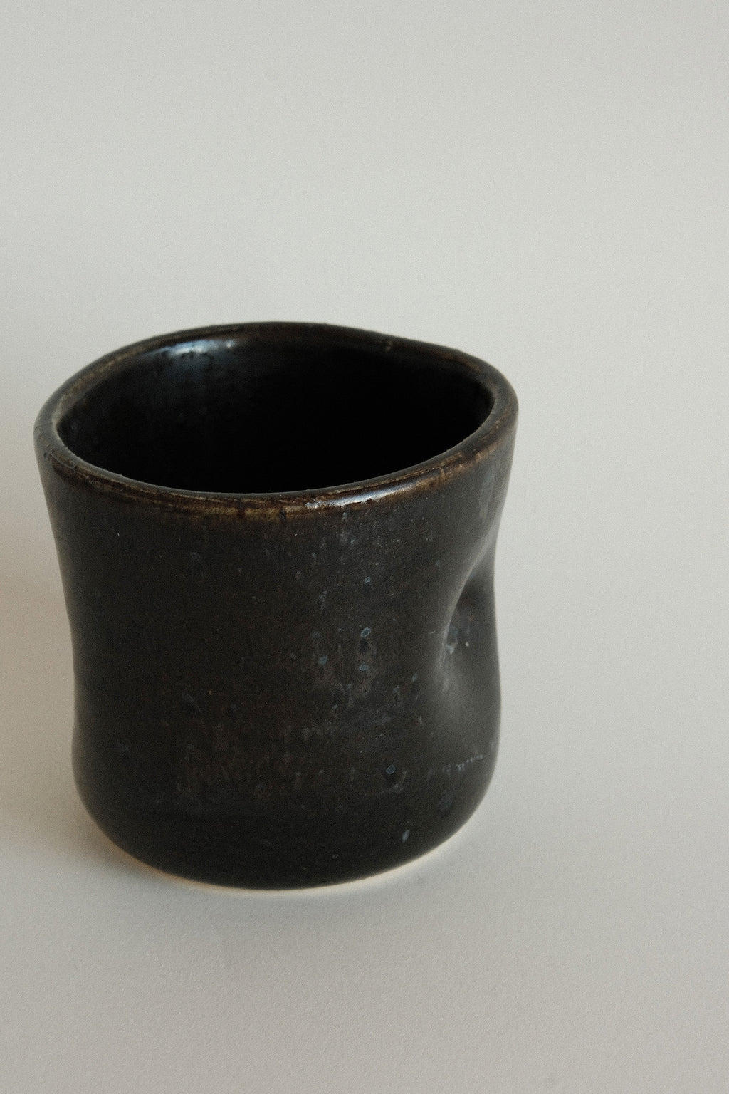 Thumb Cup in Dark Roast