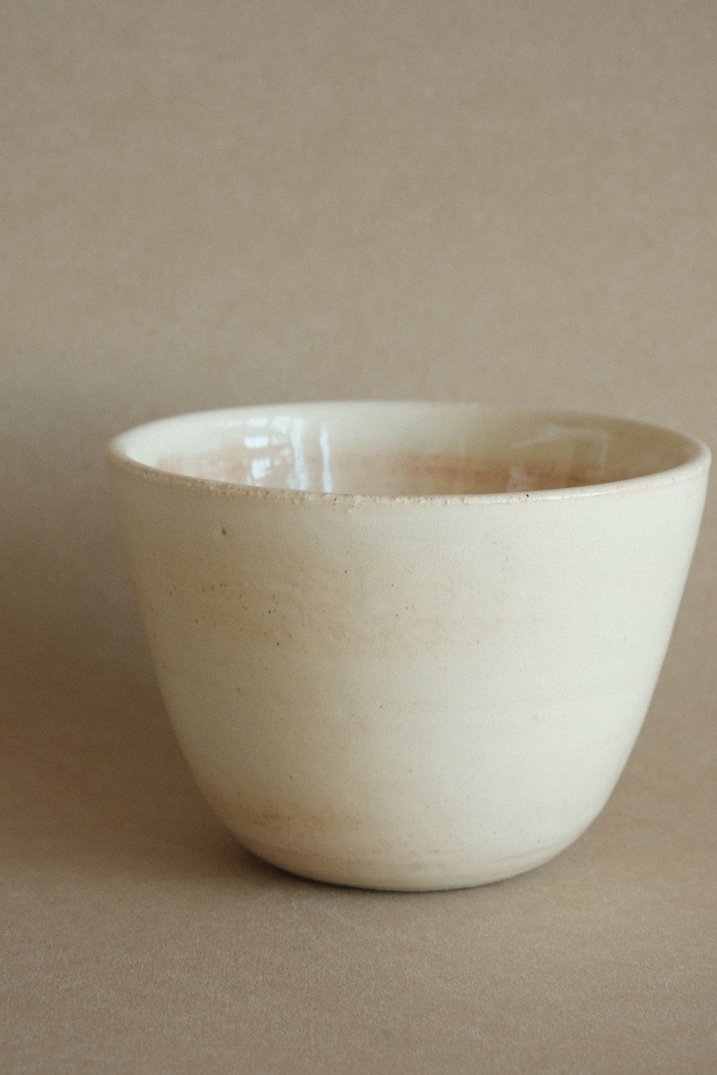 Wide Cup in Latte